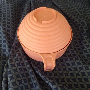 pink microwave ramen bowl